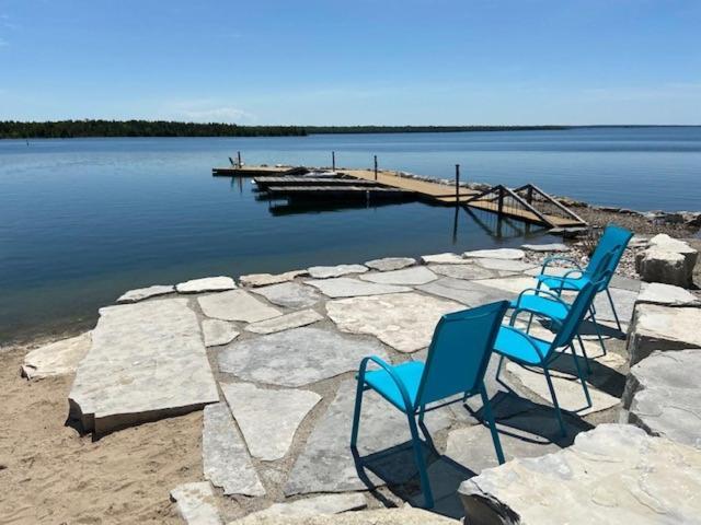 Tamarac Island Motel Stokes Bay Esterno foto