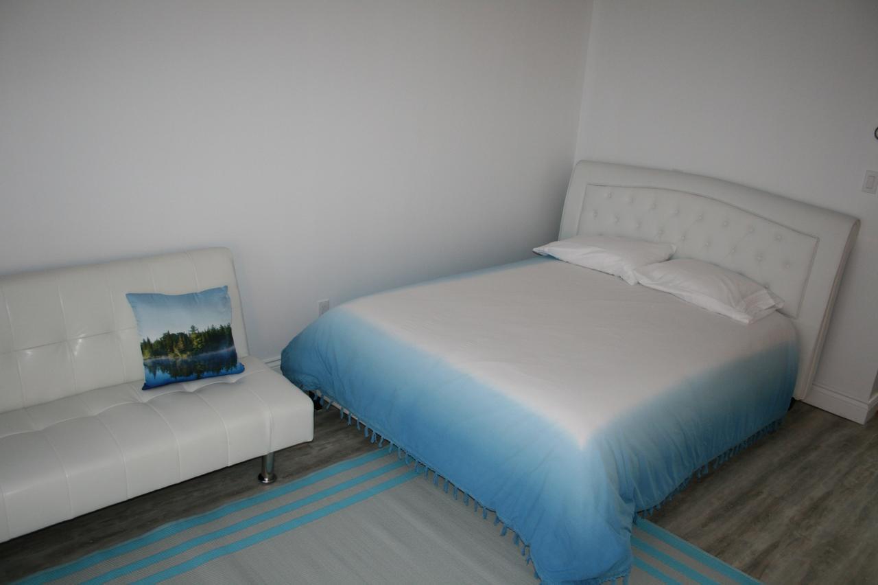 Tamarac Island Motel Stokes Bay Esterno foto