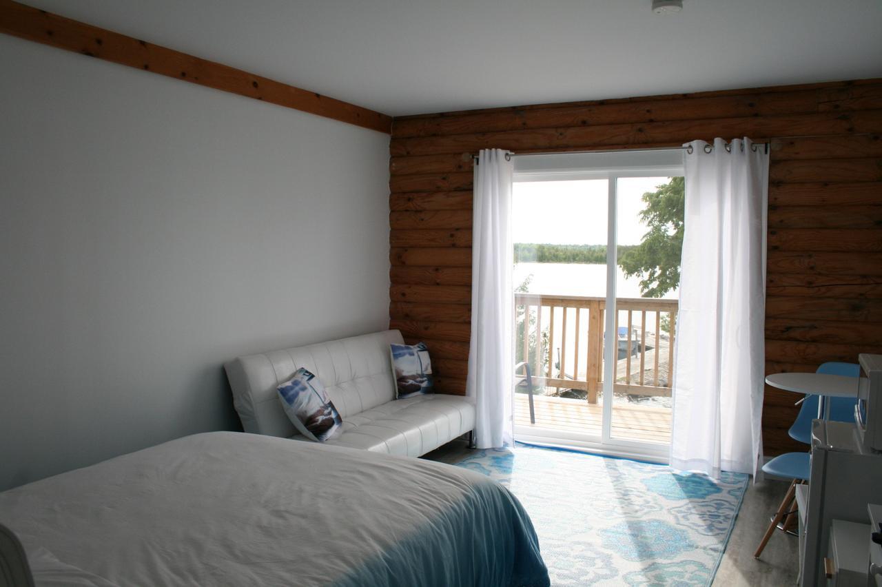 Tamarac Island Motel Stokes Bay Esterno foto